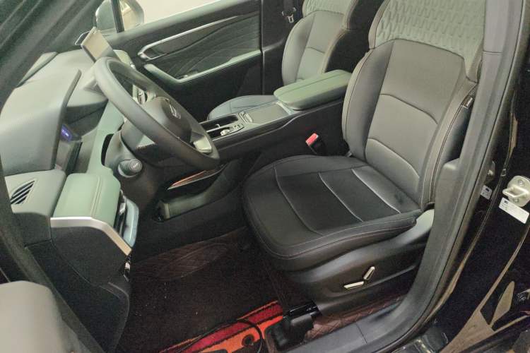 Used Geely Auto Haoyue L 2024 2.0T DCT Prestige Version Left Front Seat