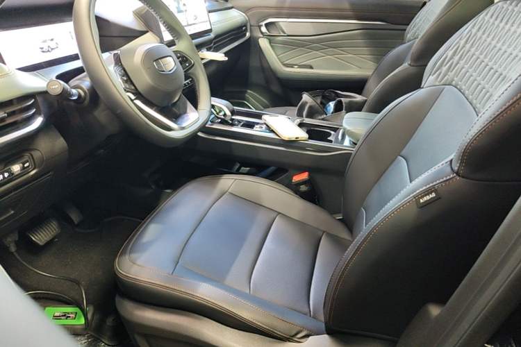Used Geely Auto Haoyue L 2024 2.0T DCT Prestige Version Left Front Seat