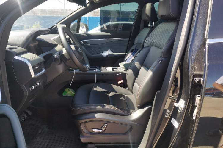 Used Geely Auto Haoyue L 2024 2.0T DCT Prestige Version Left Front Seat