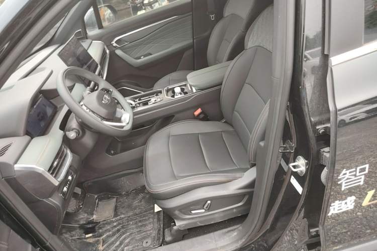 Used Geely Auto Haoyue L 2024 2.0T DCT Prestige Version Left Front Seat