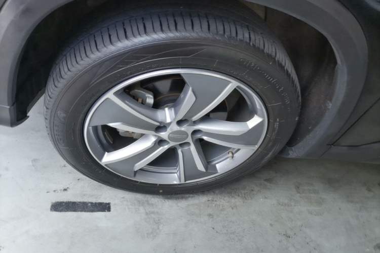 Used Geely Auto Haoyue L 2024 2.0T DCT Prestige Version Left Front Wheel Hub