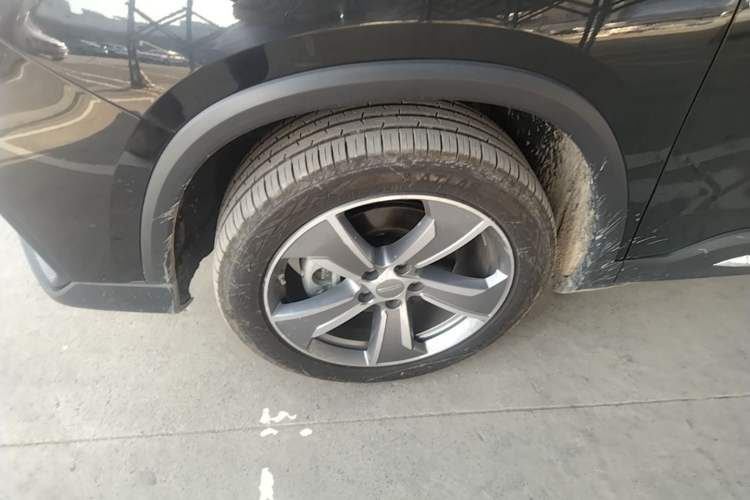 Used Geely Auto Haoyue L 2024 2.0T DCT Prestige Version Left Front Wheel Hub
