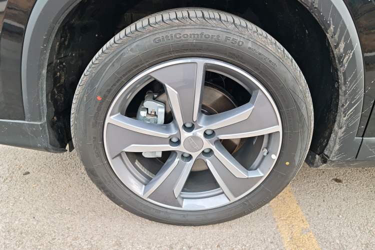 Used Geely Auto Haoyue L 2024 2.0T DCT Flagship Version Left Front Wheel Hub