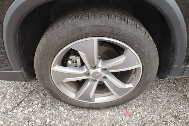 Used Geely Auto Haoyue L 2024 2.0T DCT Prestige Version Left Front Wheel Hub