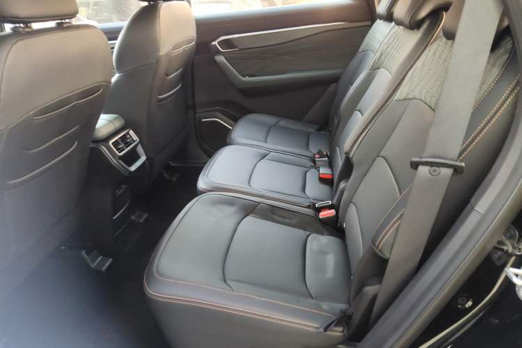 Used Geely Auto Haoyue L 2024 2.0T DCT Prestige Version Left Rear Seat