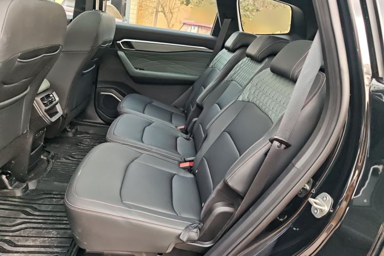 Used Geely Auto Haoyue L 2024 2.0T DCT Flagship Version Left Rear Seat
