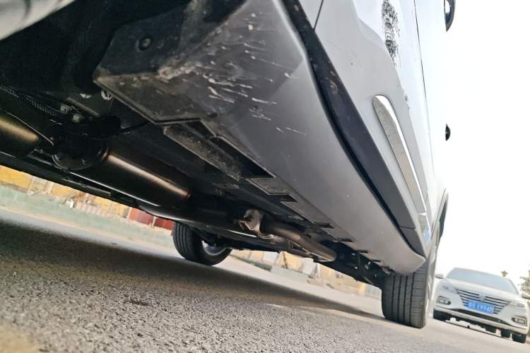 Used Geely Auto Haoyue L 2024 2.0T DCT Flagship Version Left Side Sill
