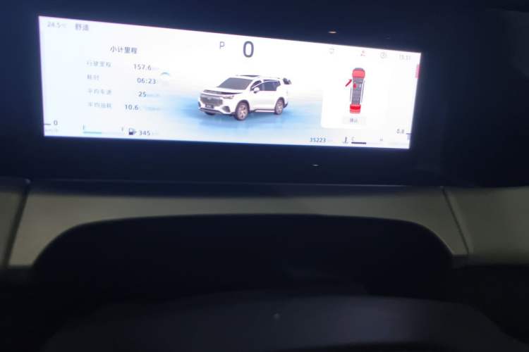 Used Geely Auto Haoyue L 2024 2.0T DCT Prestige Version Odometer Close Up