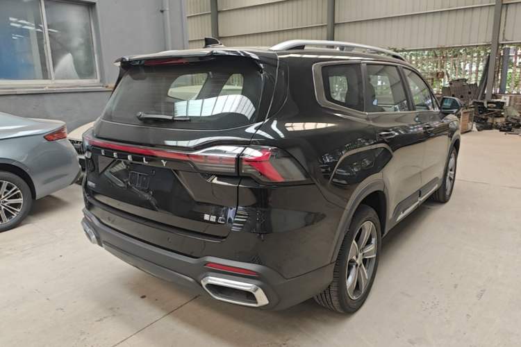 Used Geely Auto Haoyue L 2024 2.0T DCT Flagship Version Rear Right 45 Deg