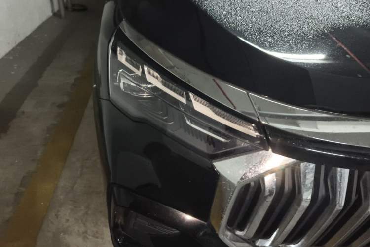 Used Geely Auto Haoyue L 2024 2.0T DCT Prestige Version Right Front Headlight