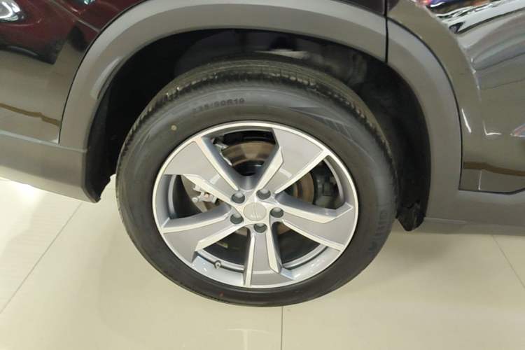 Used Geely Auto Haoyue L 2024 2.0T DCT Prestige Version Right Rear Wheel Hub