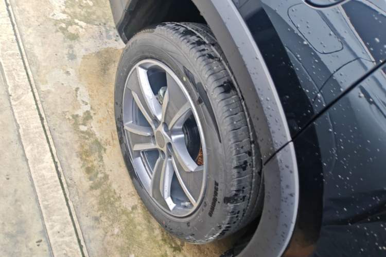 Used Geely Auto Haoyue L 2024 2.0T DCT Prestige Version Right Rear Wheel Hub