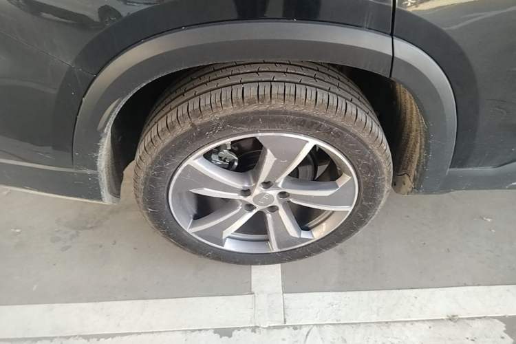 Used Geely Auto Haoyue L 2024 2.0T DCT Prestige Version Right Rear Wheel Hub