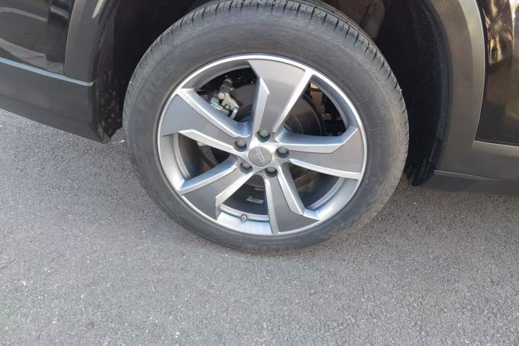 Used Geely Auto Haoyue L 2024 2.0T DCT Prestige Version Right Rear Wheel Hub