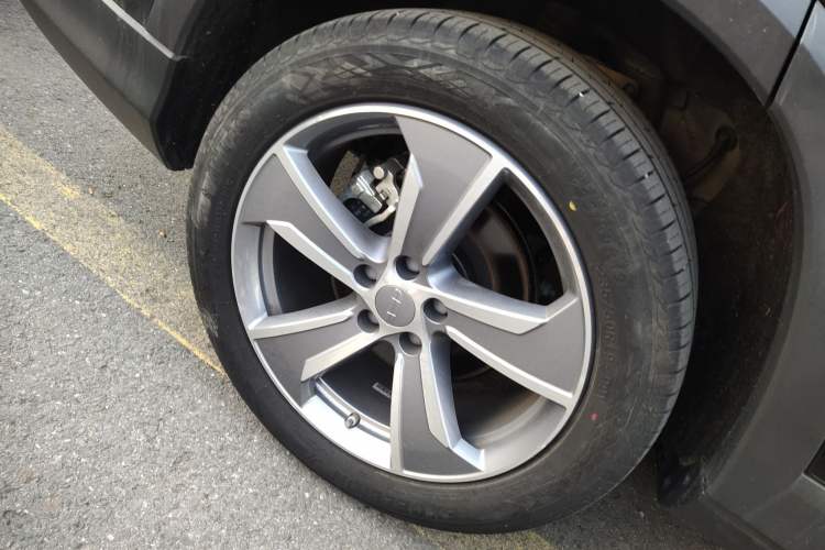 Used Geely Auto Haoyue L 2024 2.0T DCT Prestige Version Right Rear Wheel Hub