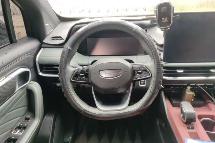 Used Geely Auto Haoyue L 2024 2.0T DCT Prestige Version Steering Wheel