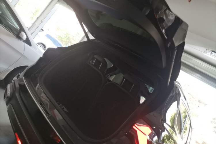 Used Geely Auto Haoyue L 2024 2.0T DCT Prestige Version Trunk