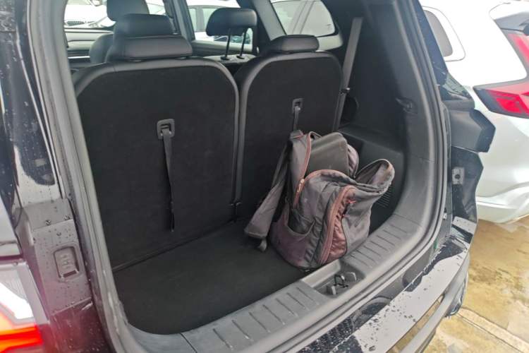 Used Geely Auto Haoyue L 2024 2.0T DCT Prestige Version Trunk