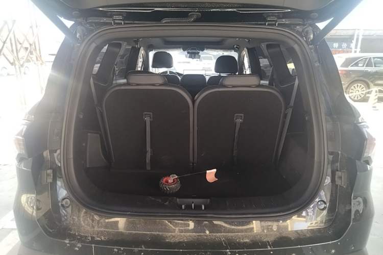 Used Geely Auto Haoyue L 2024 2.0T DCT Prestige Version Trunk