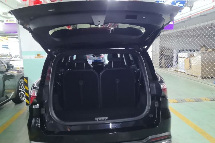 Used Geely Auto Haoyue L 2024 2.0T DCT Flagship Version Trunk