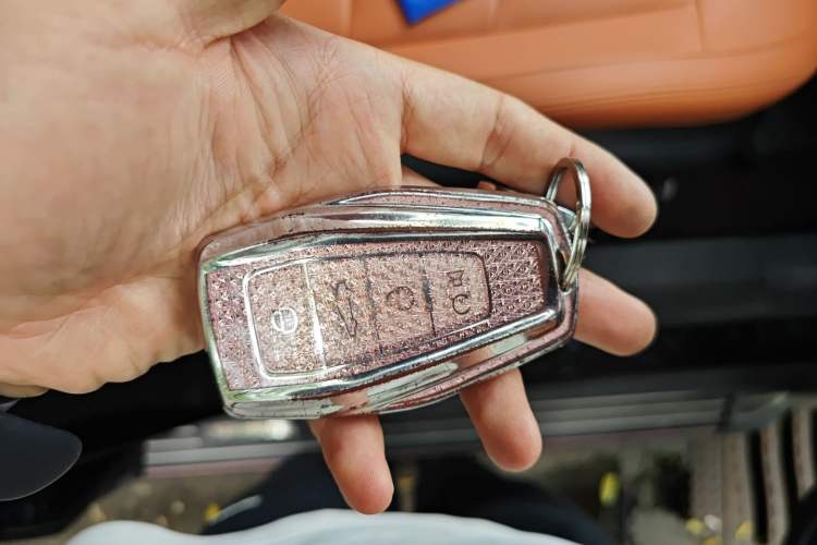 Used Geely Auto Haoyue L 2024 2.0T DCT Flagship Version Vehicle Key