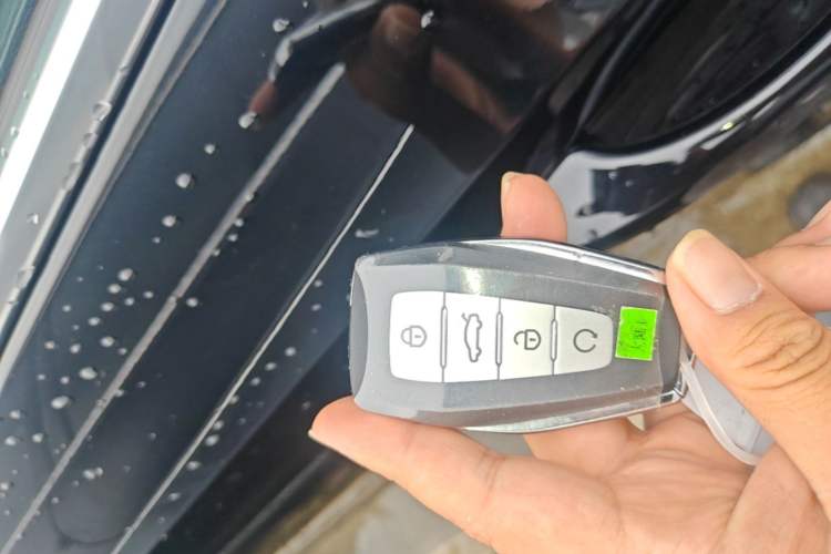 Used Geely Auto Haoyue L 2024 2.0T DCT Prestige Version Vehicle Key