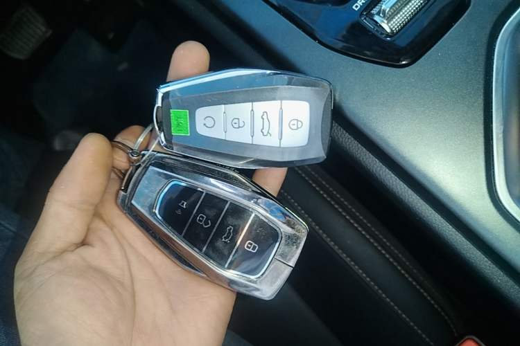 Used Geely Auto Haoyue L 2024 2.0T DCT Prestige Version Vehicle Key