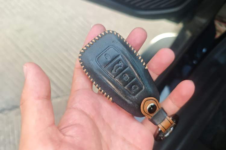 Used Geely Auto Haoyue L 2024 2.0T DCT Prestige Version Vehicle Key