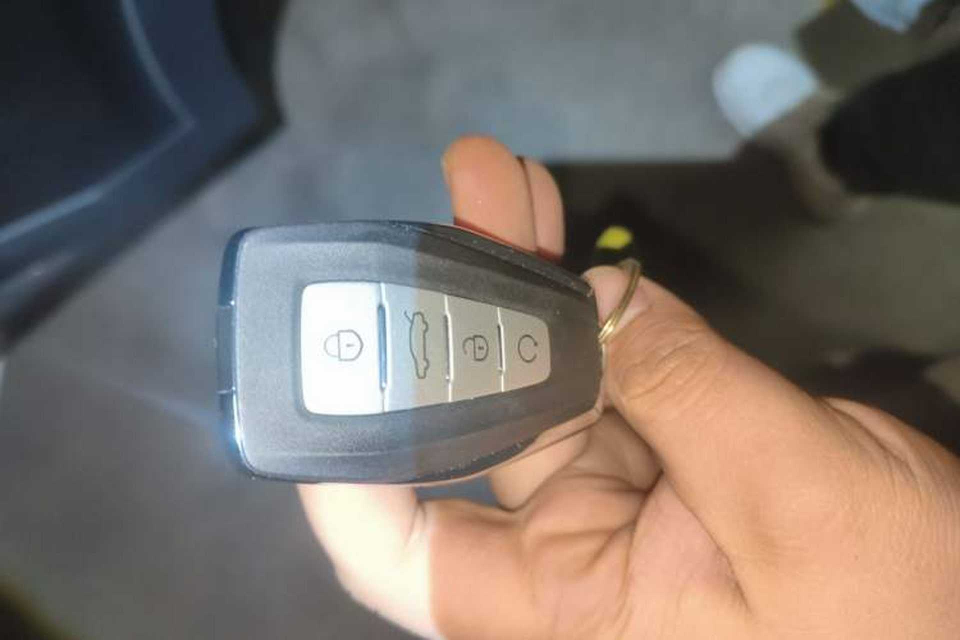 Used Geely Auto Haoyue L 2024 2.0T DCT Flagship Version Vehicle Key