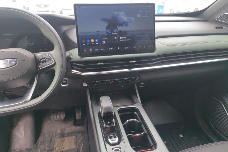 Used Geely Auto Haoyue L 2024 2.0T DCT Prestige Version Audio And AC Panel
