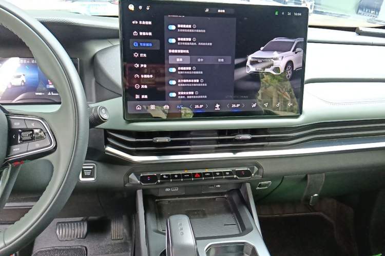 Used Geely Auto Haoyue L 2024 2.0T DCT Flagship Version Audio And AC Panel