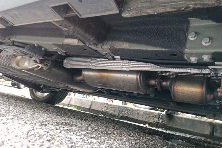 Used Geely Auto Haoyue L 2024 2.0T DCT Flagship Version Chassis Front Right