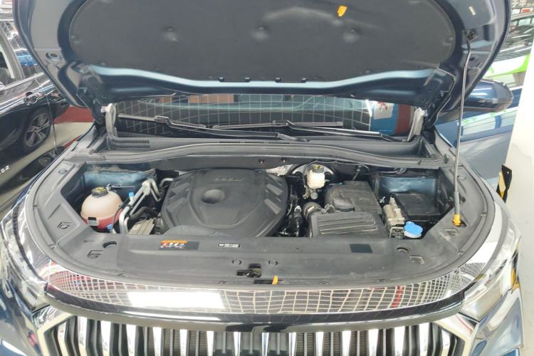Used Geely Auto Haoyue L 2024 2.0T DCT Flagship Version Engine Bay