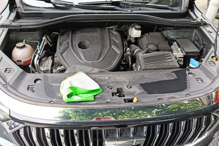 Used Geely Auto Haoyue L 2024 2.0T DCT Flagship Version Engine Bay