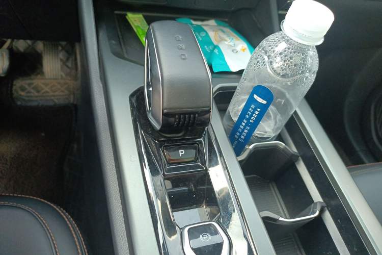 Used Geely Auto Haoyue L 2024 2.0T DCT Prestige Version Gear Lever