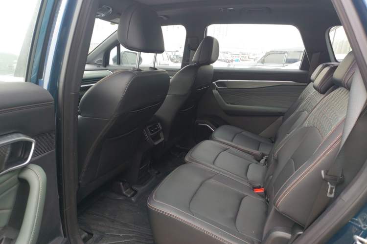 Used Geely Auto Haoyue L 2024 2.0T DCT Prestige Version Left Rear Seat