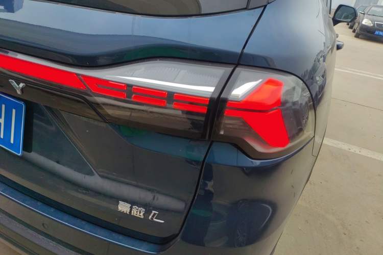 Used Geely Auto Haoyue L 2024 2.0T DCT Prestige Version Right Rear Taillight