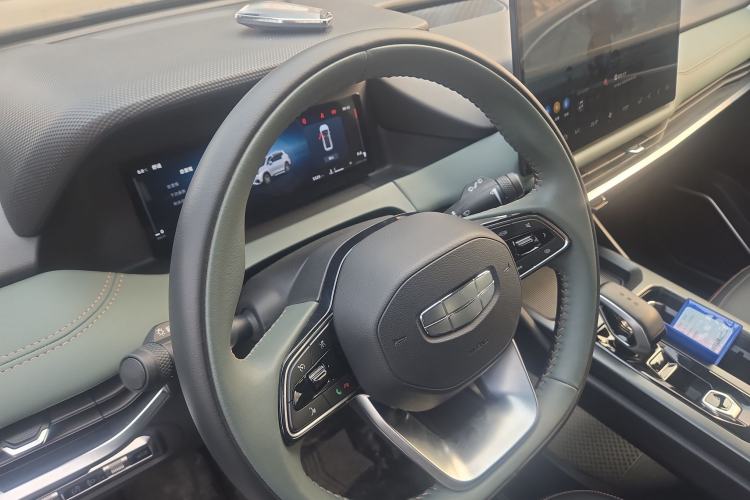 Used Geely Auto Haoyue L 2024 2.0T DCT Prestige Version Steering Wheel