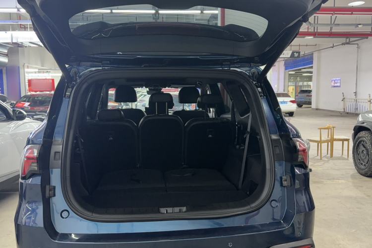 Used Geely Auto Haoyue L 2024 2.0T DCT Prestige Version Trunk