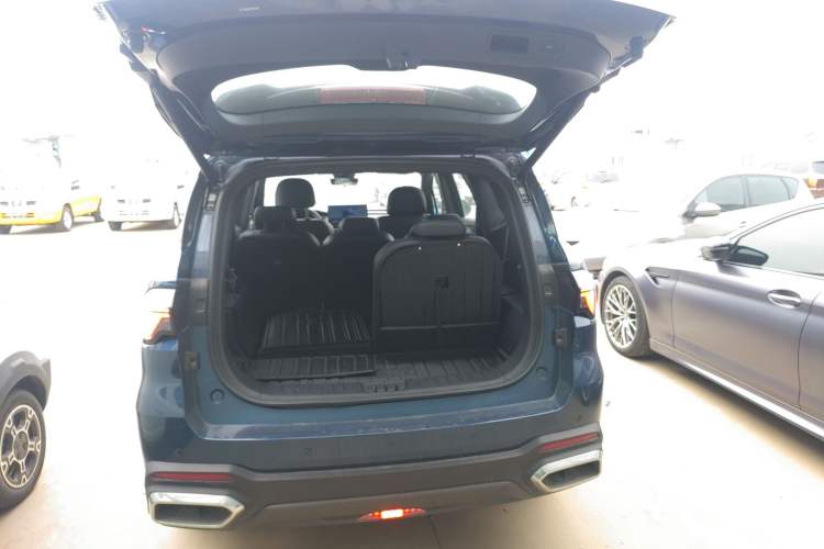 Used Geely Auto Haoyue L 2024 2.0T DCT Prestige Version Trunk