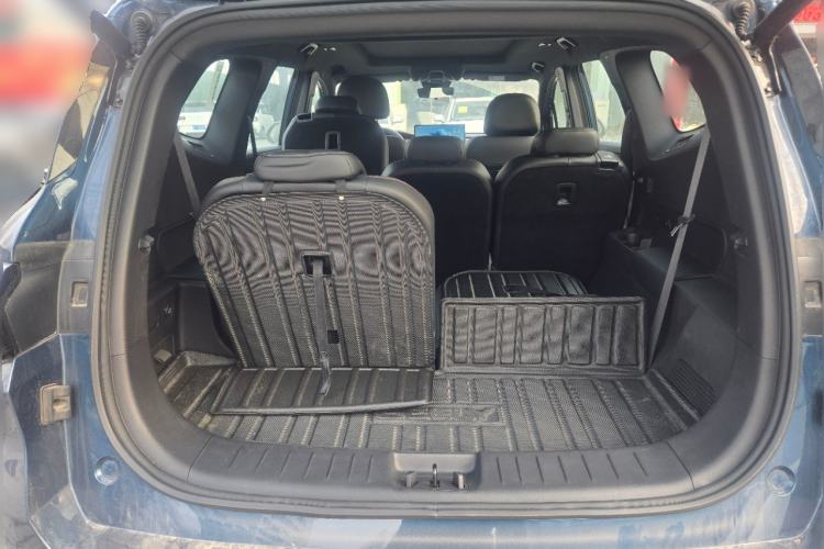 Used Geely Auto Haoyue L 2024 2.0T DCT Prestige Version Trunk