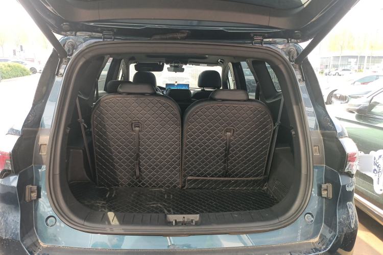 Used Geely Auto Haoyue L 2024 2.0T DCT Prestige Version Trunk