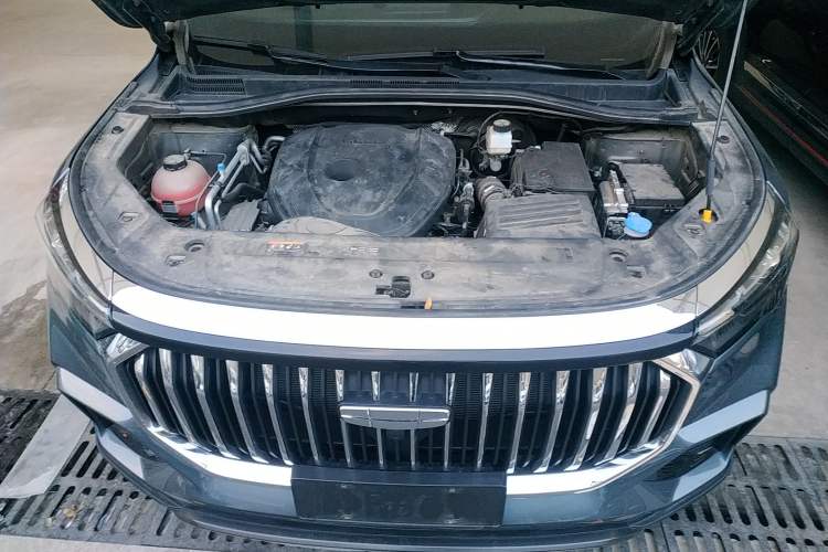 Used Geely Auto Haoyue L 2024 2.0T DCT Flagship Version Engine Bay