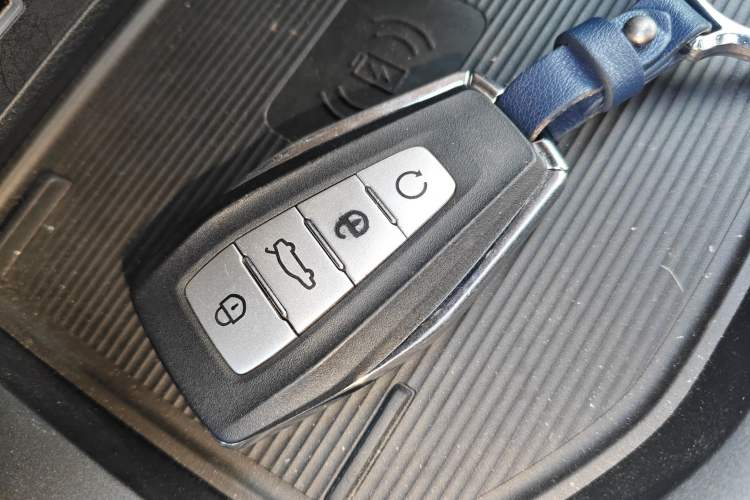 Used Geely Auto Haoyue L 2024 2.0T DCT Flagship Version Interior 1