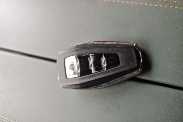 Used Geely Auto Haoyue L 2024 2.0T DCT Prestige Version Interior 1