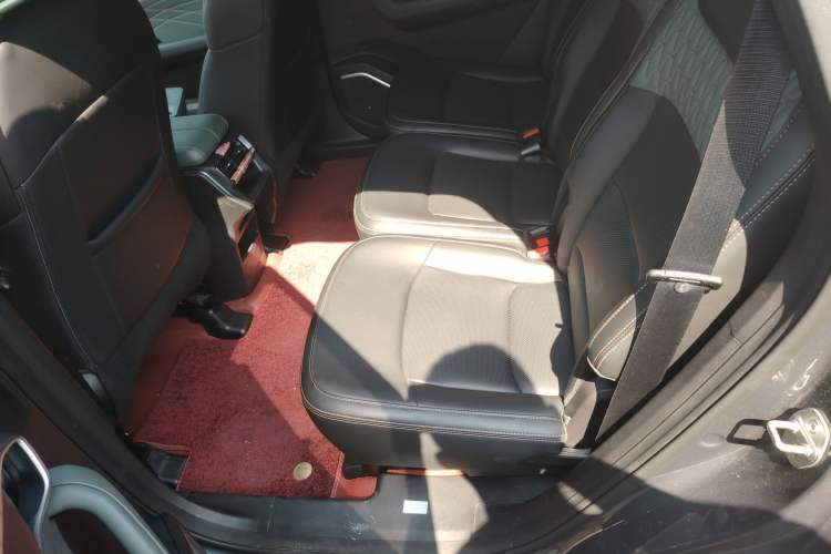 Used Geely Auto Haoyue L 2024 2.0T DCT Flagship Version Interior 2