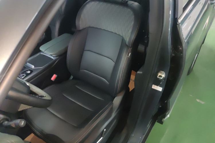Used Geely Auto Haoyue L 2024 2.0T DCT Prestige Version Left Front Seat