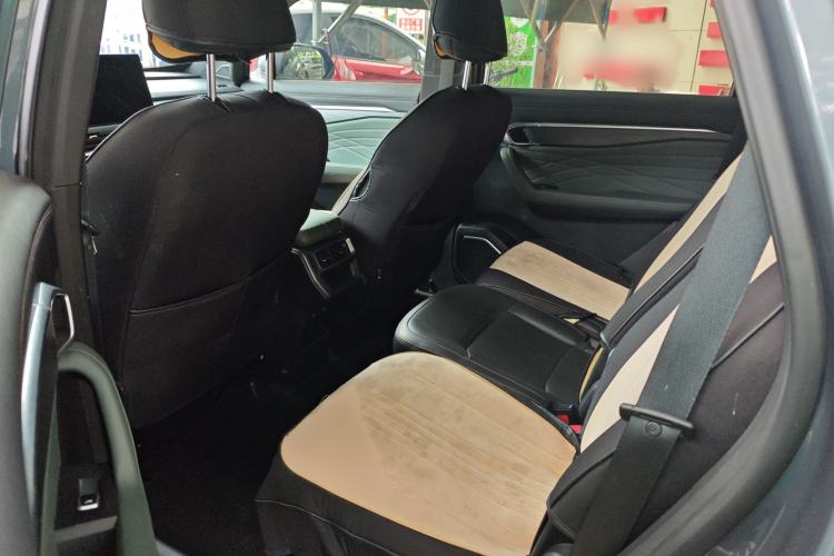 Used Geely Auto Haoyue L 2024 2.0T DCT Prestige Version Left Rear Seat