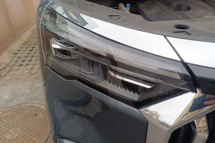 Used Geely Auto Haoyue L 2024 2.0T DCT Prestige Version Right Front Headlight