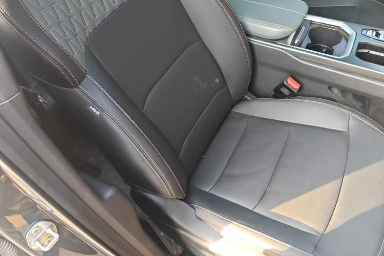 Used Geely Auto Haoyue L 2024 2.0T DCT Flagship Version Right Front Seat